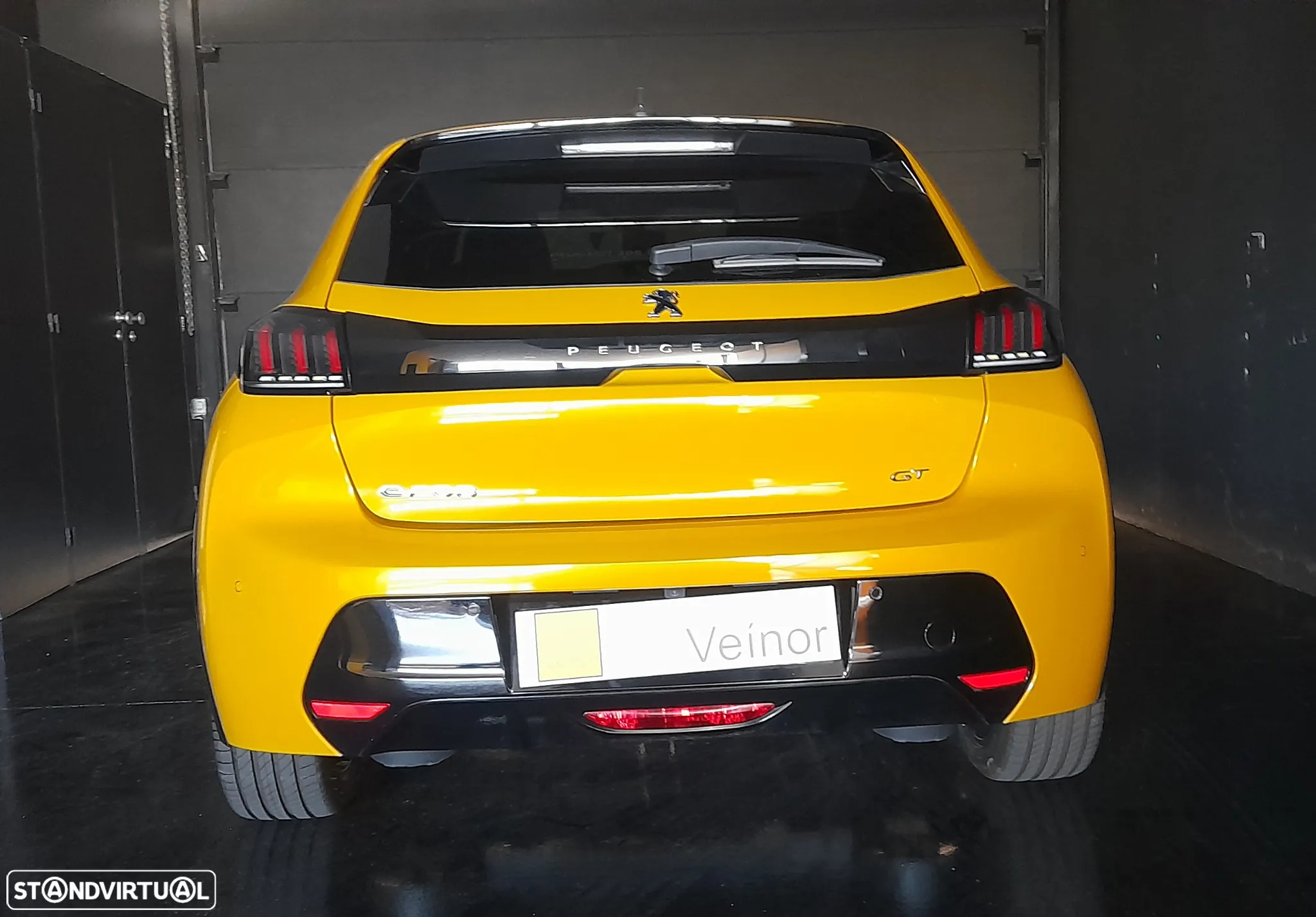 Peugeot 208 - 4