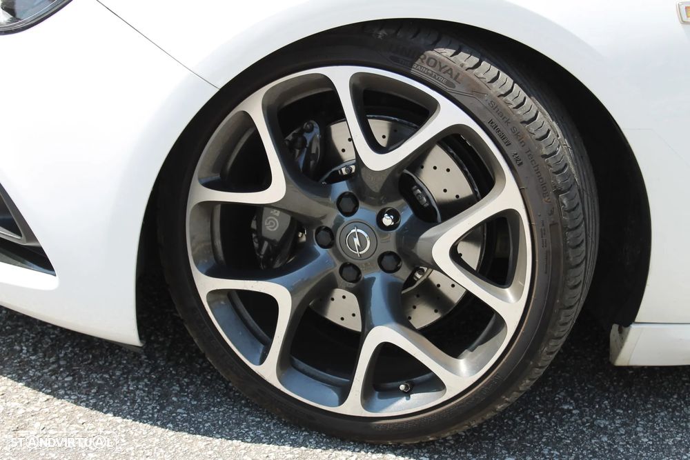 Opel Astra GTC OPC S&S - 18