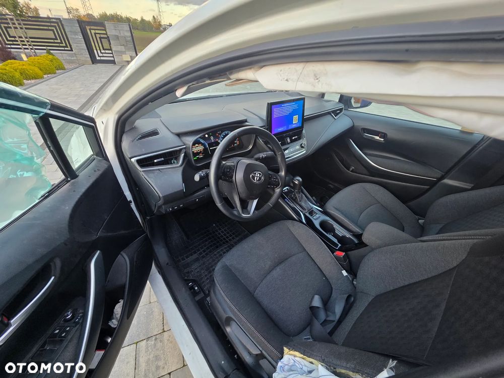 Toyota Corolla 1.8 Hybrid Comfort - 18
