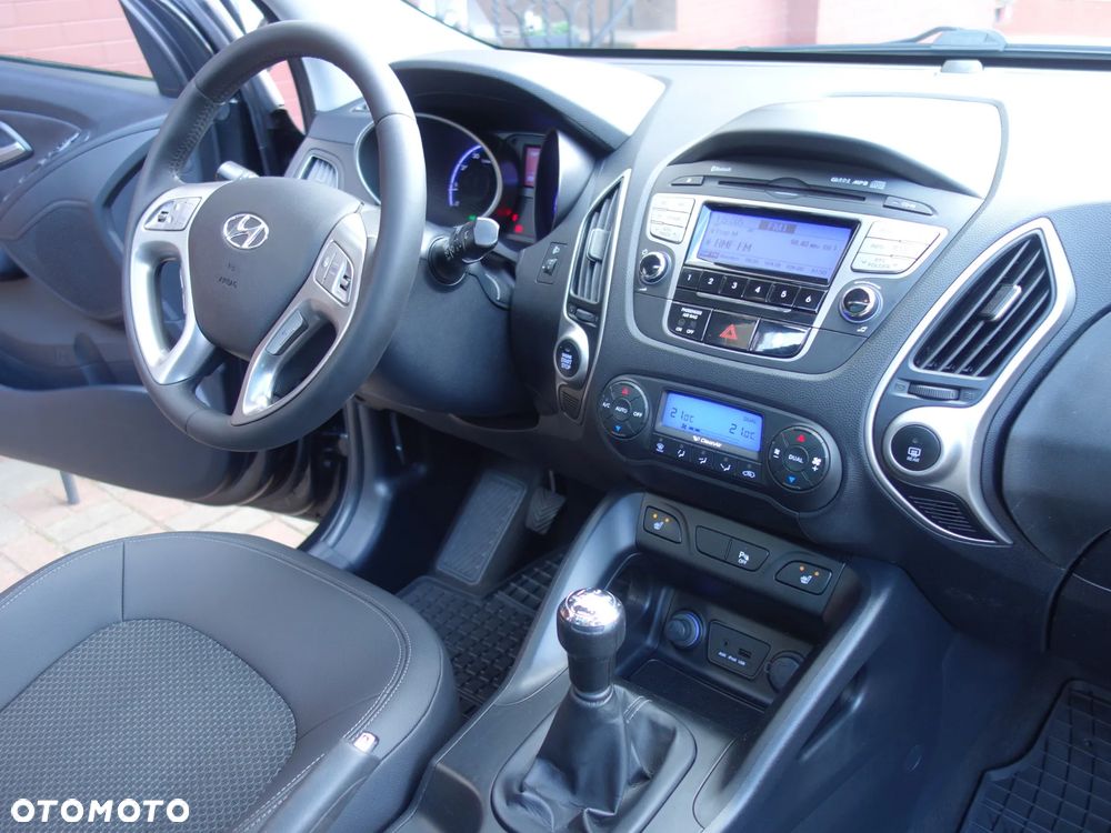 Hyundai ix35 2.0 2WD Style - 21