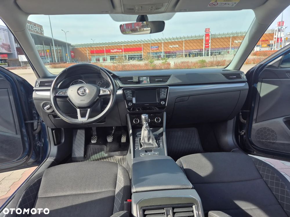 Skoda Superb 2.0 TDI Active - 13