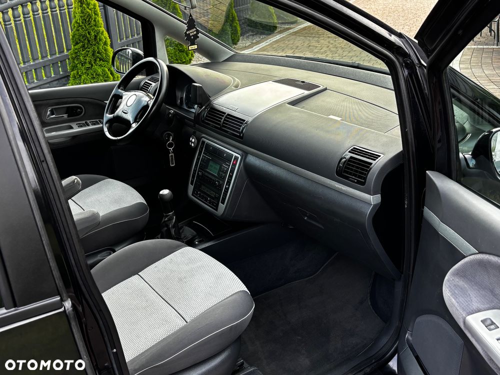 Volkswagen Sharan 2.0 TDI Highline - 25