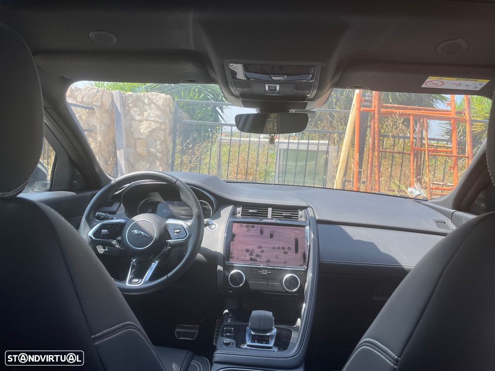 Jaguar E-Pace - 4