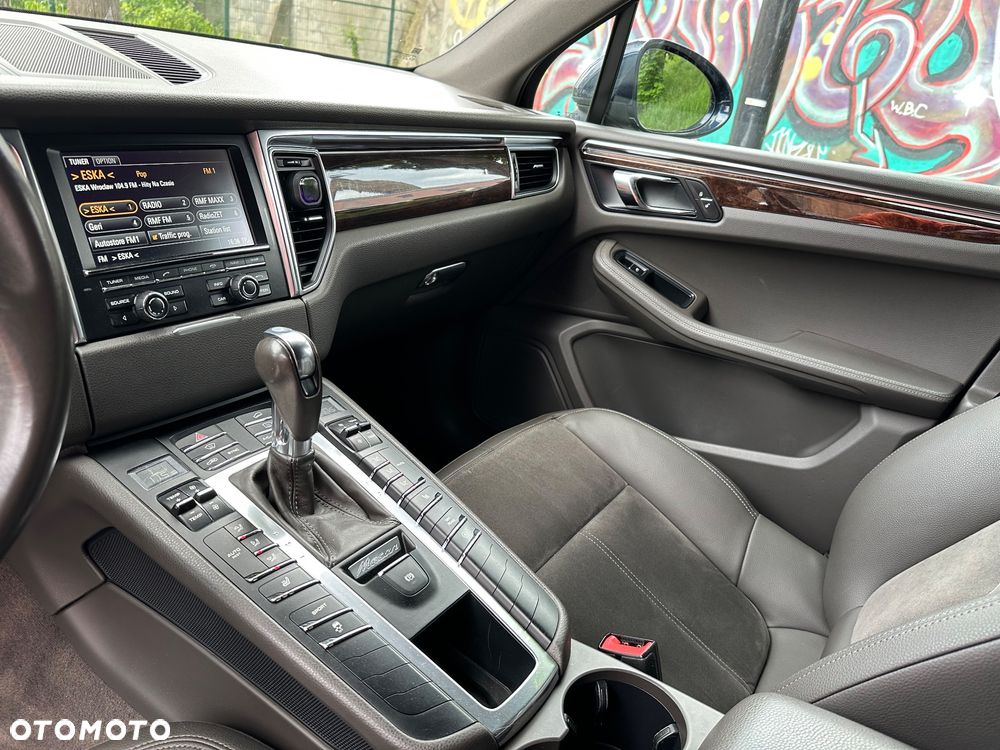Porsche Macan - 27