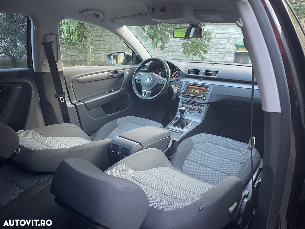 Volkswagen Passat - 8