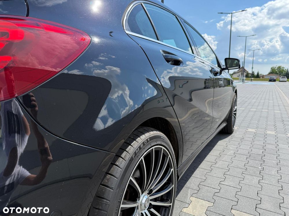 Mercedes-Benz Klasa A 180 7G-DCT Urban - 6