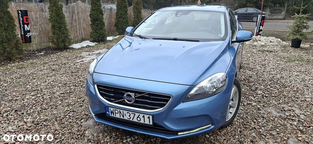 Volvo V40 D2 Momentum - 3