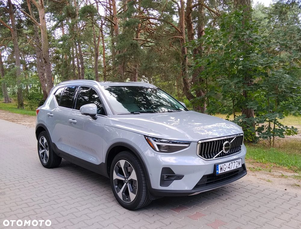 Volvo XC 40 B5 AWD Ultimate Dark - 4