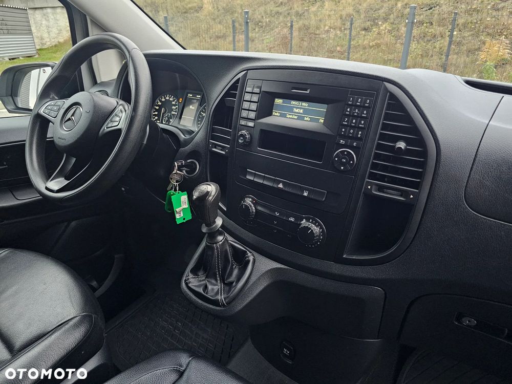 Mercedes-Benz VITO - 17