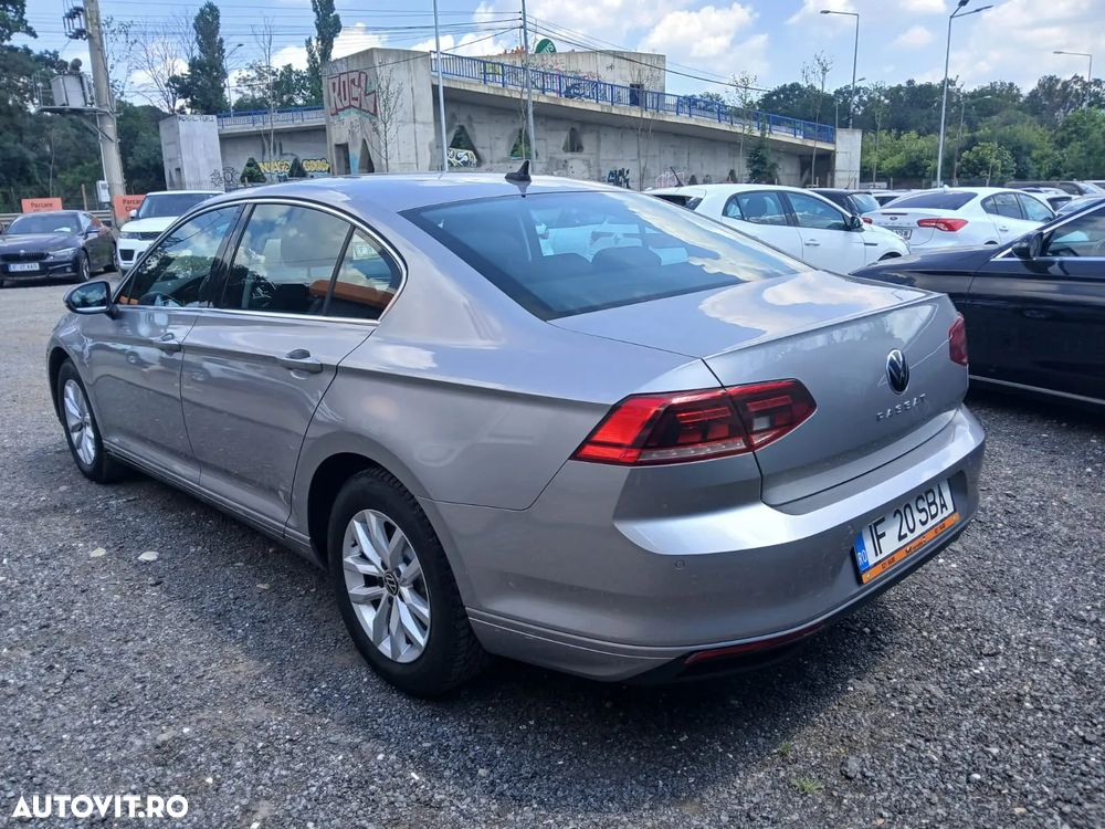 Volkswagen Passat 2.0 TDI DSG Comfortline - 5