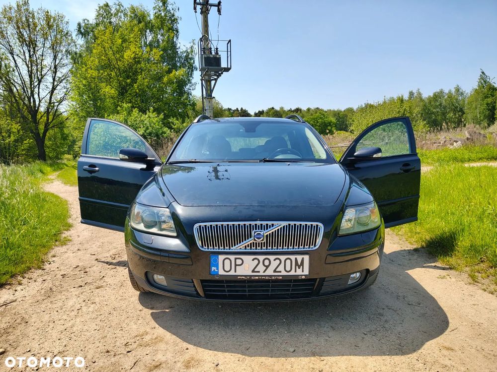 Volvo V50 T5 Summum - 1