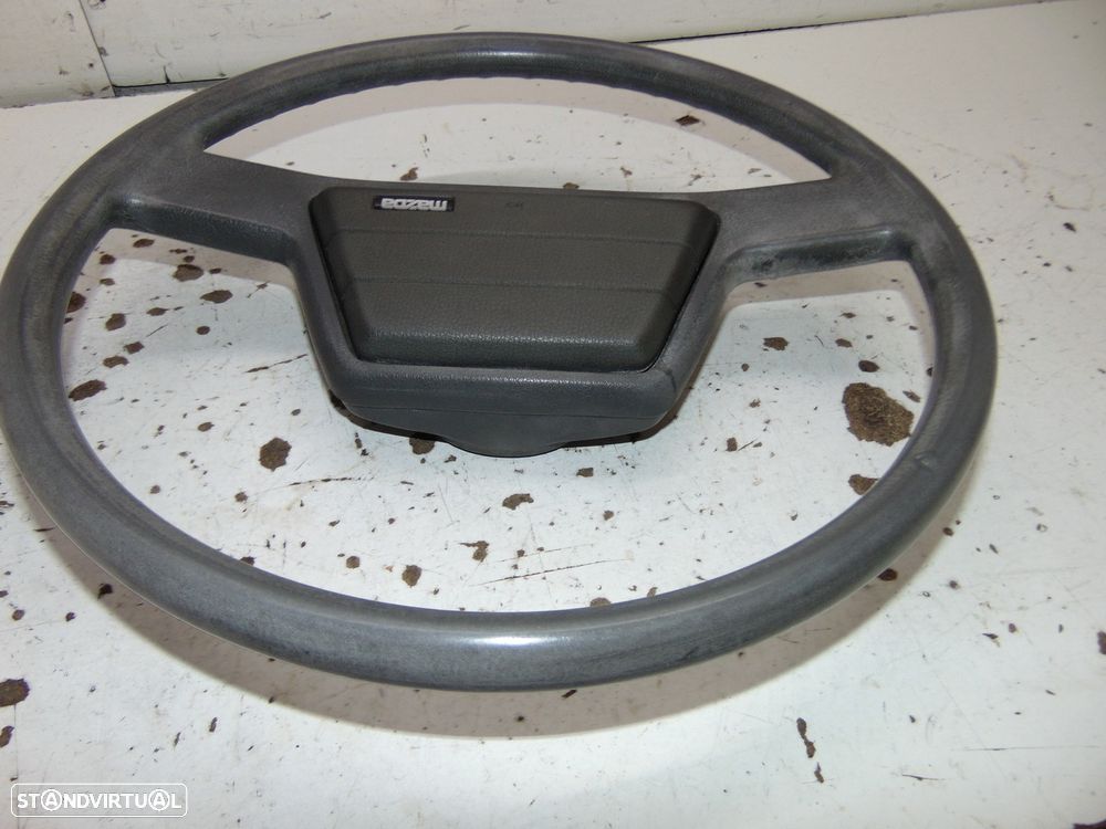 Mazda 2200 volante - 5