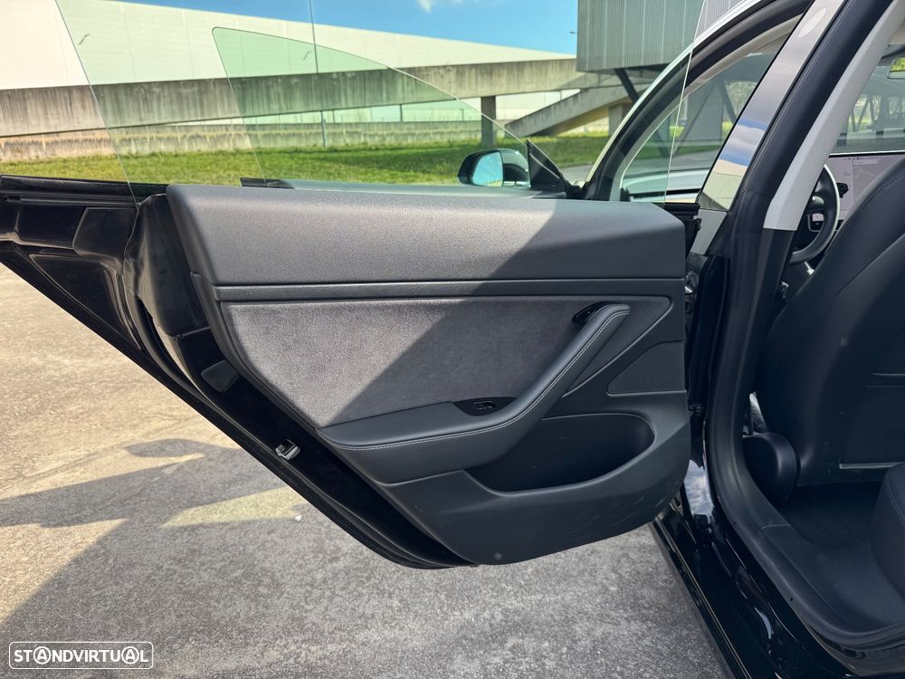 Tesla Model 3 Standard Range Plus RWD - 38