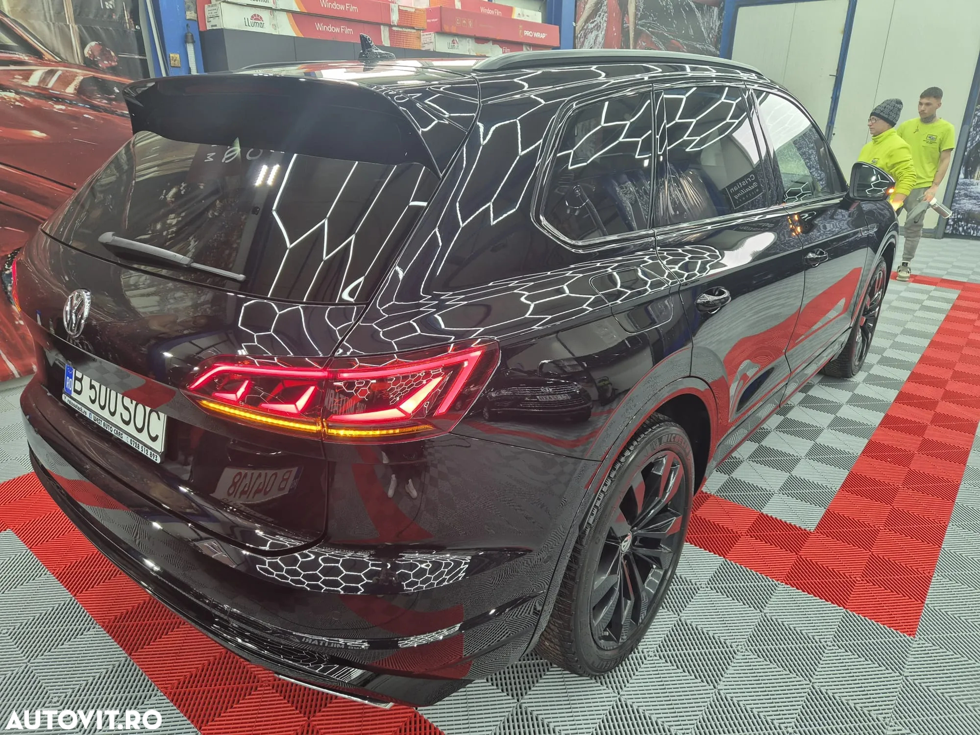 Volkswagen Touareg 3.0 V6 TDI 4Motion DPF Automatik R-Line - 4