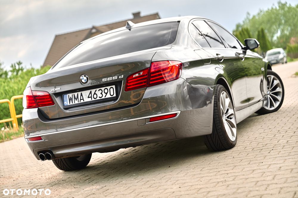 BMW Seria 5 525d xDrive Modern Line - 2