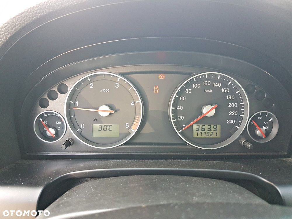 Ford Mondeo 2.0 TDCI Ambiente - 15