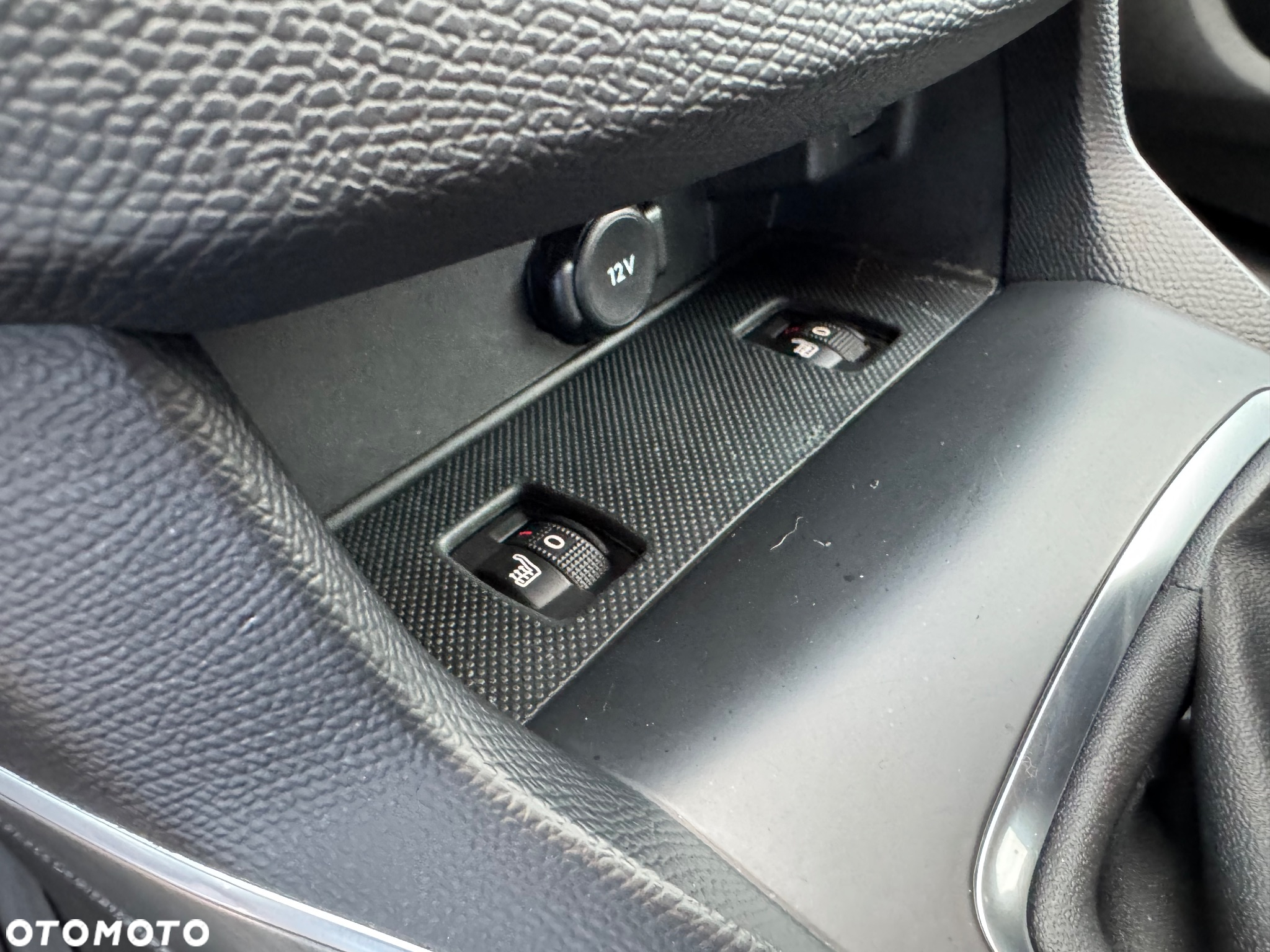 Peugeot 308 1.5 BlueHDi Active S&S EAT6 - 12