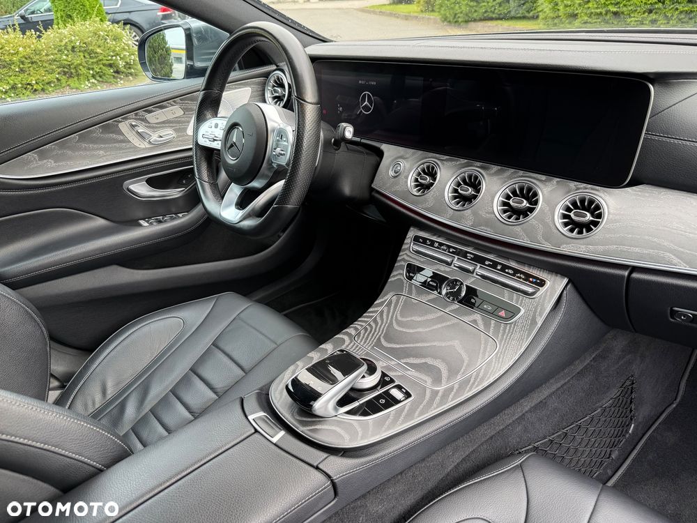 Mercedes-Benz CLS 450 4-Matic AMG - 23