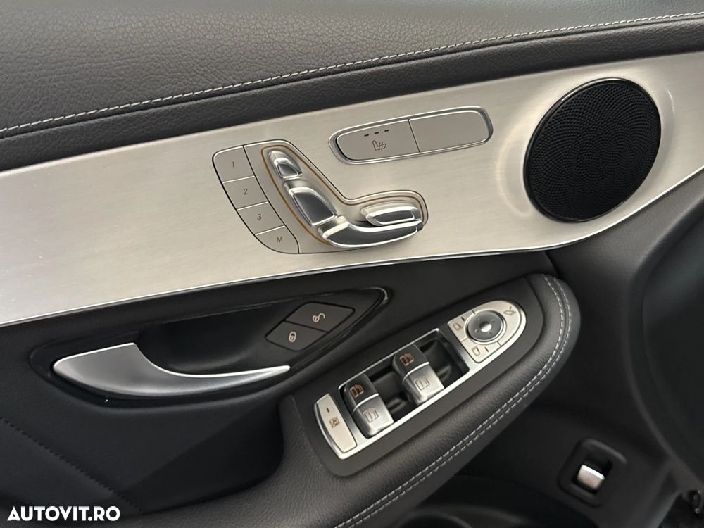 Mercedes-Benz GLC Coupe 300 de 4Matic 9G-TRONIC - 15