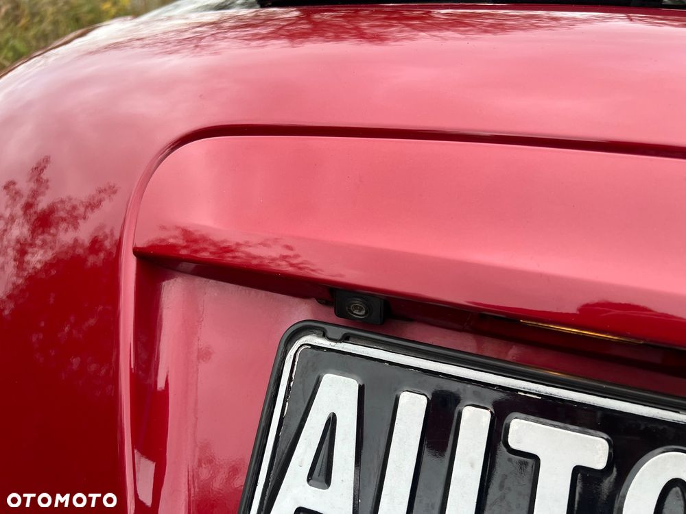 Nissan Qashqai 2.0 dCi DPF I-Way - 23