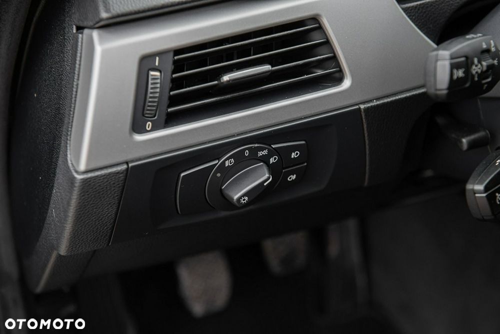 BMW Seria 3 - 24
