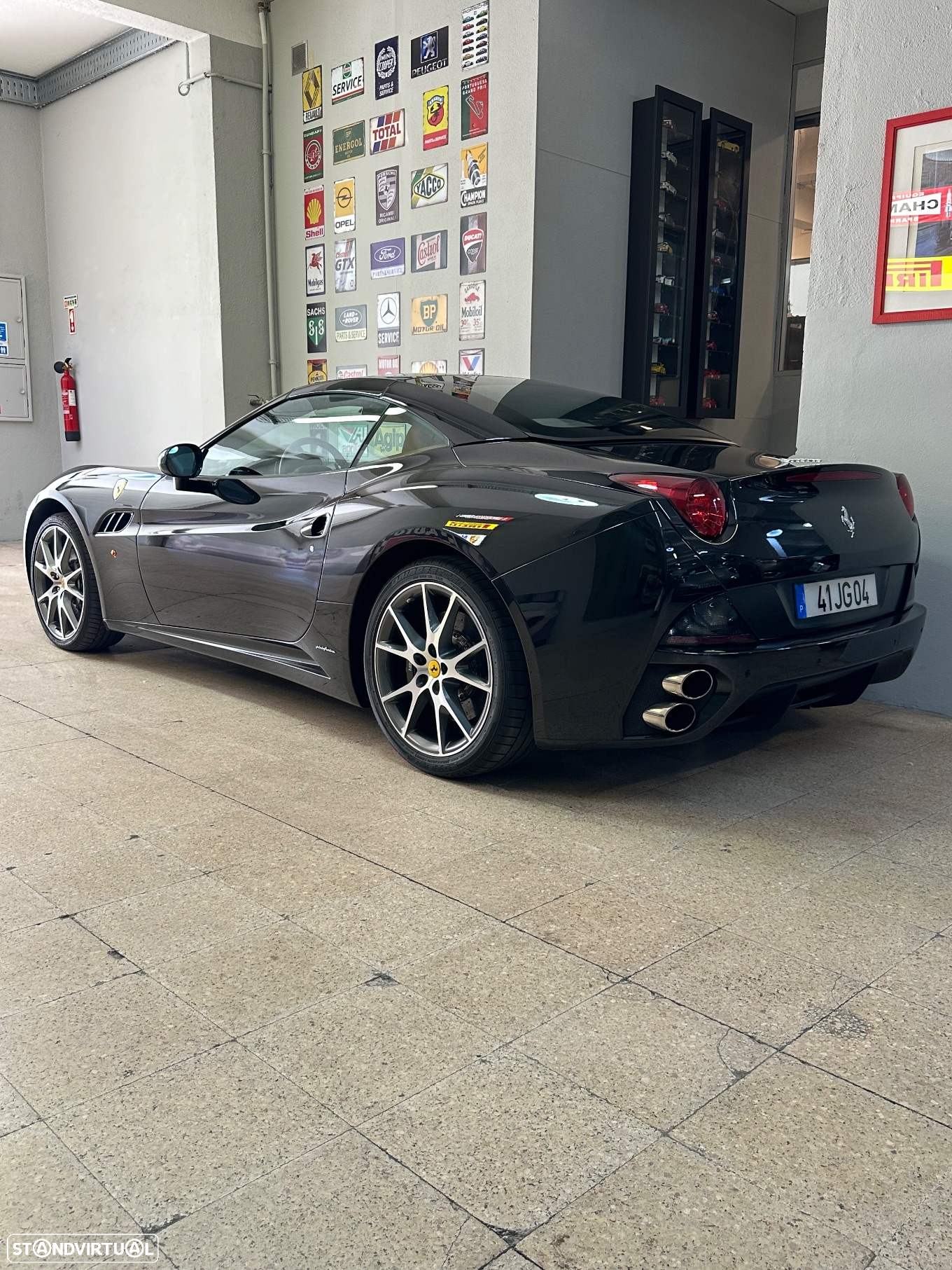 Ferrari California - 4