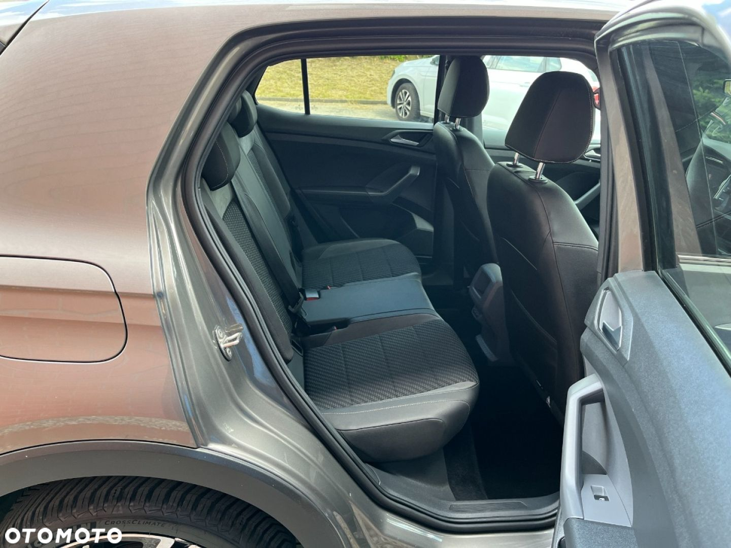 Volkswagen T-Cross 1.0 TSI R-Line DSG - 25