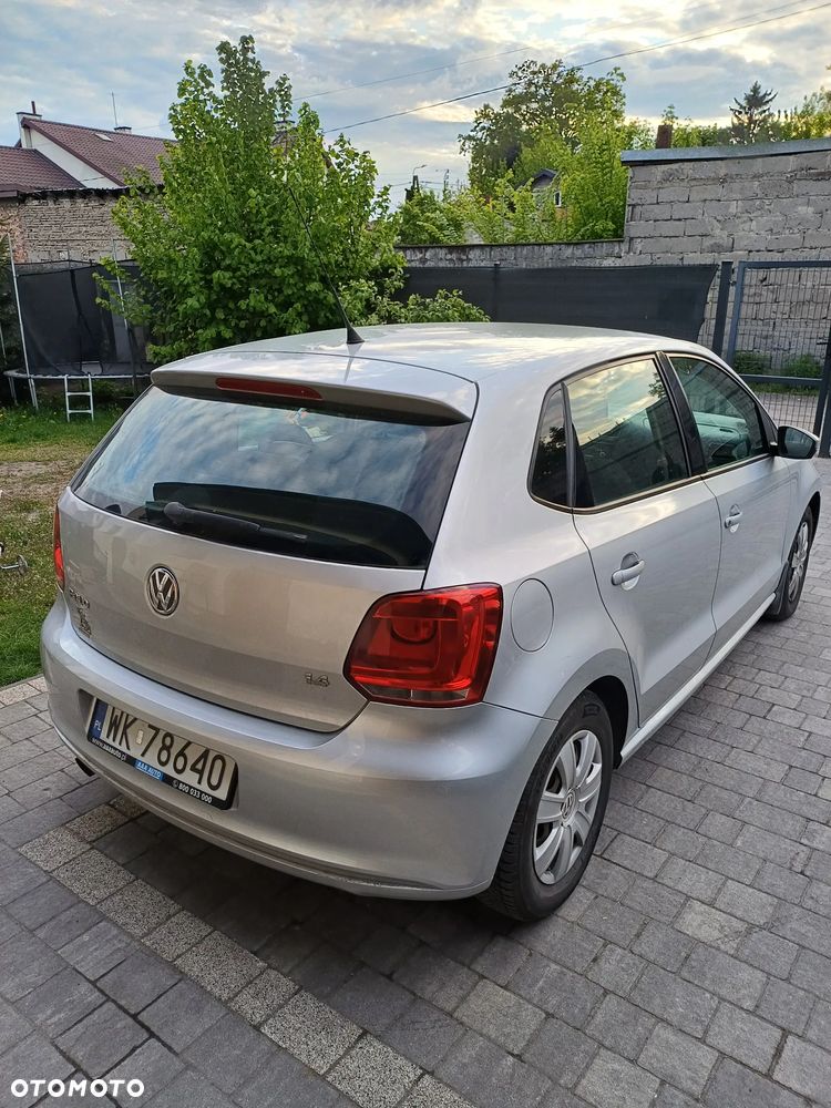 Volkswagen Polo 1.4 16V Comfortline - 4