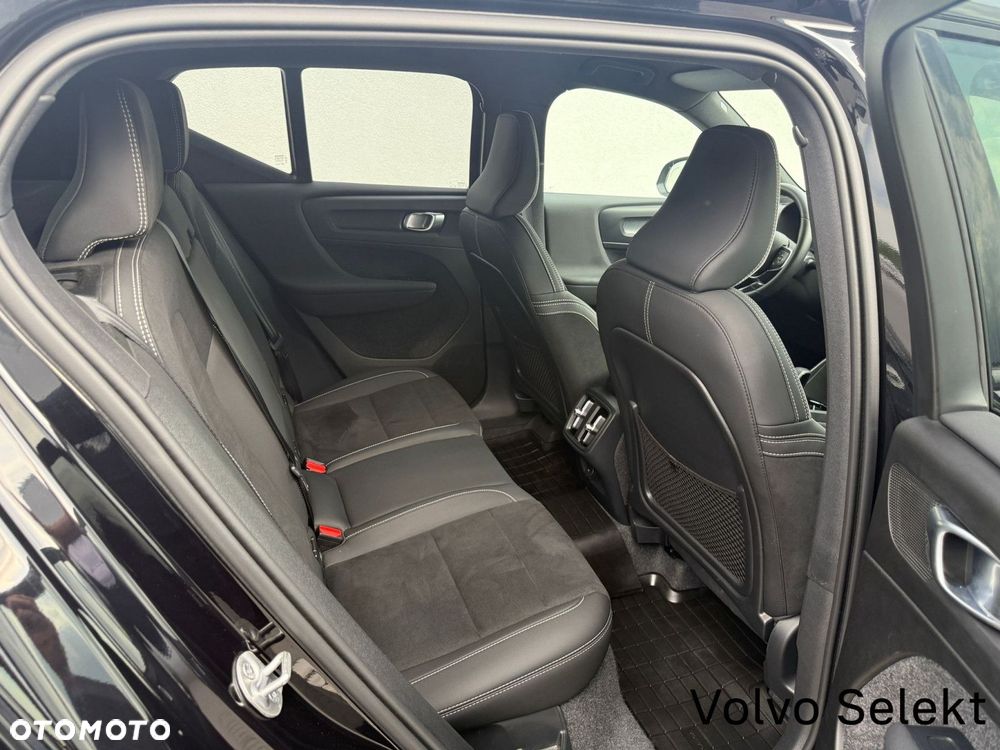 Volvo XC 40 - 30
