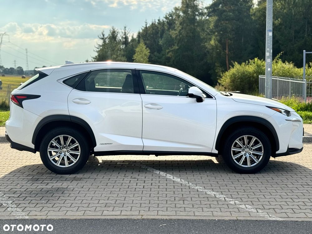 Lexus NX 300h Elite 2WD - 5