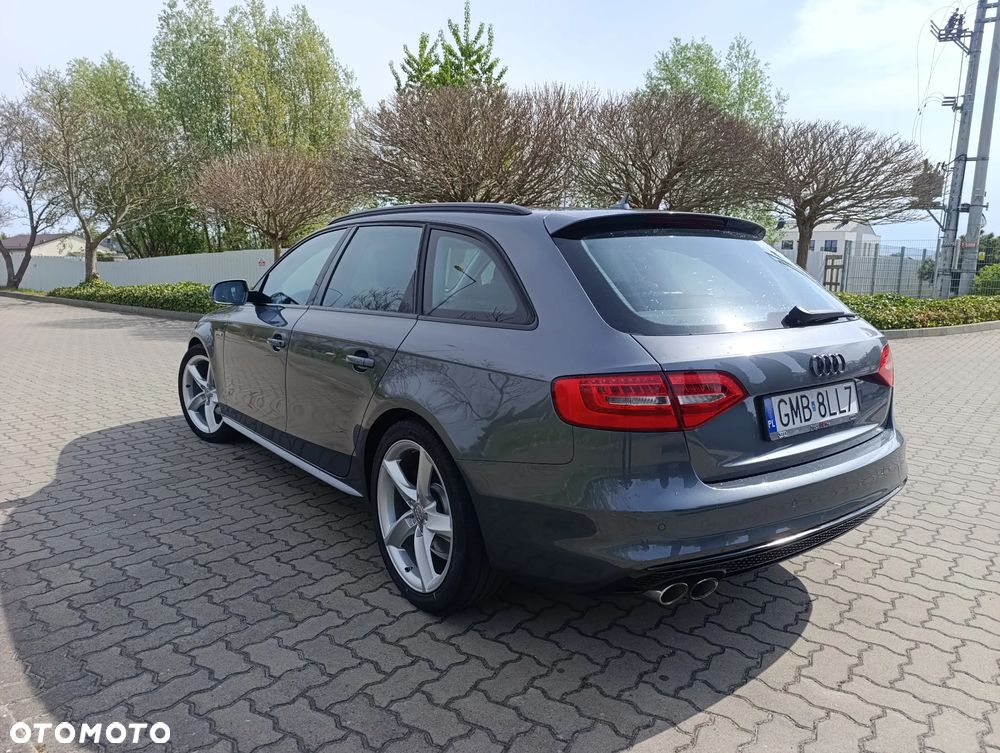 Audi A4 Avant 2.0 TDI DPF clean diesel quattro S line Sportpaket - 10