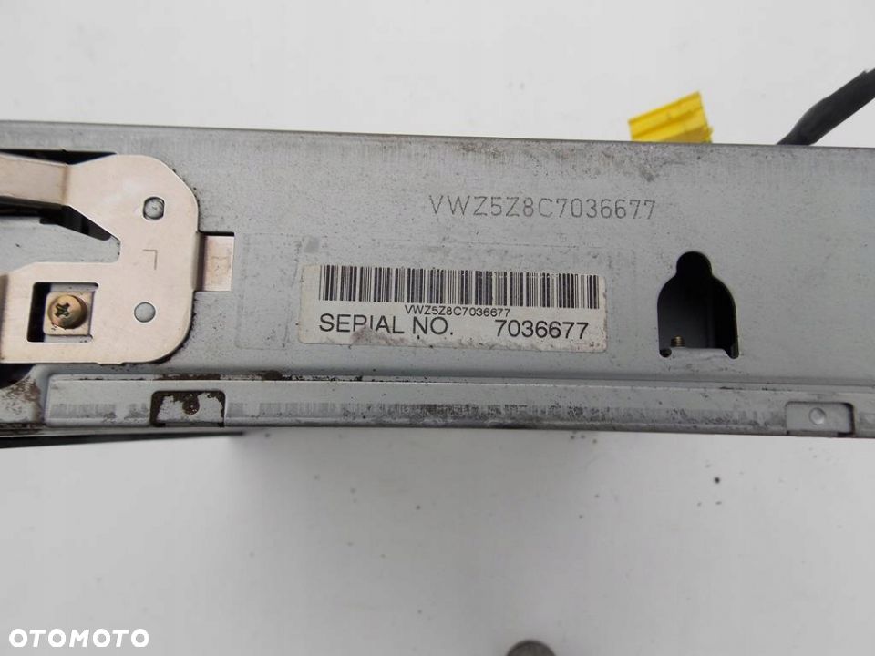 ZMIENIARKA CD VOLKSWAGEN PASSAT B5 GOLF IV BORA - 2