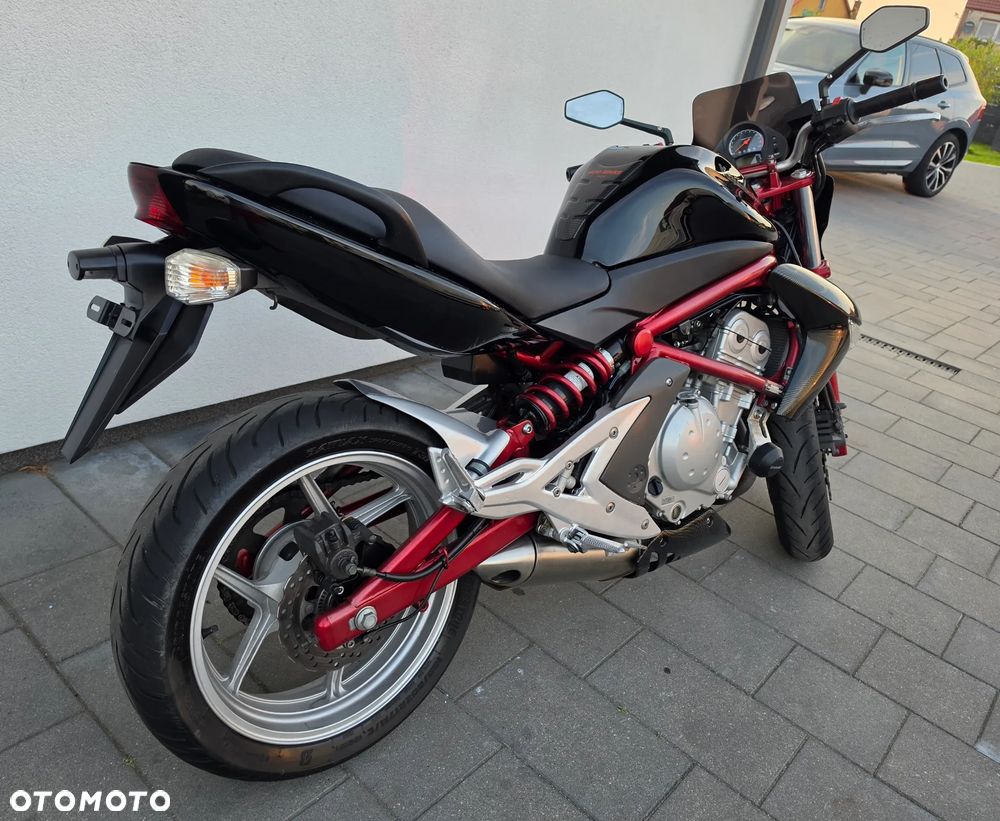 Kawasaki ER - 21