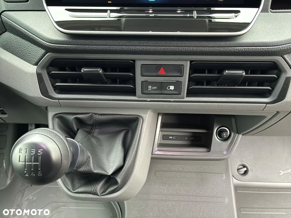 Volkswagen Crafter 35 Furgon LONG/L5H3, 2.0BiTDI 177KM, 4490mm, Wysoki dach - 31