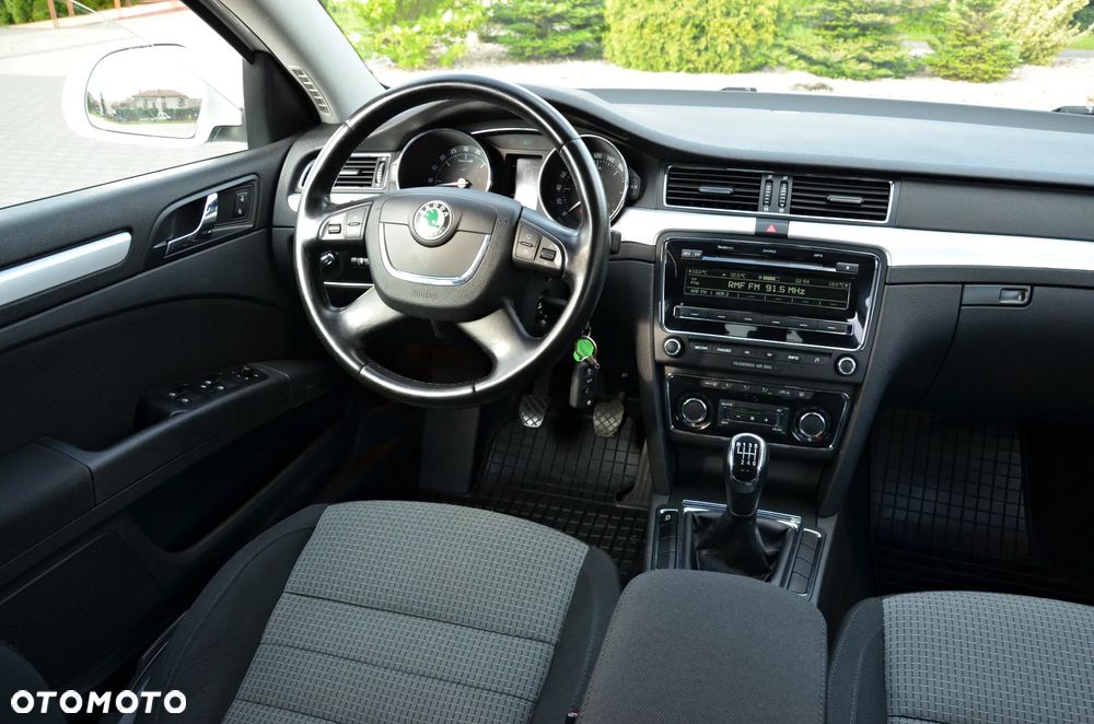 Skoda Superb 2.0 TDI Comfort - 5
