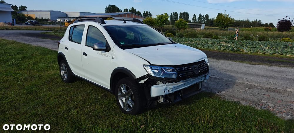 Dacia Sandero Stepway TCe 90 Prestige - 1