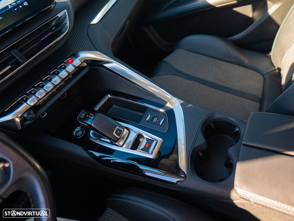 Peugeot 3008 1.2 PureTech Allure Pack EAT8 - 20