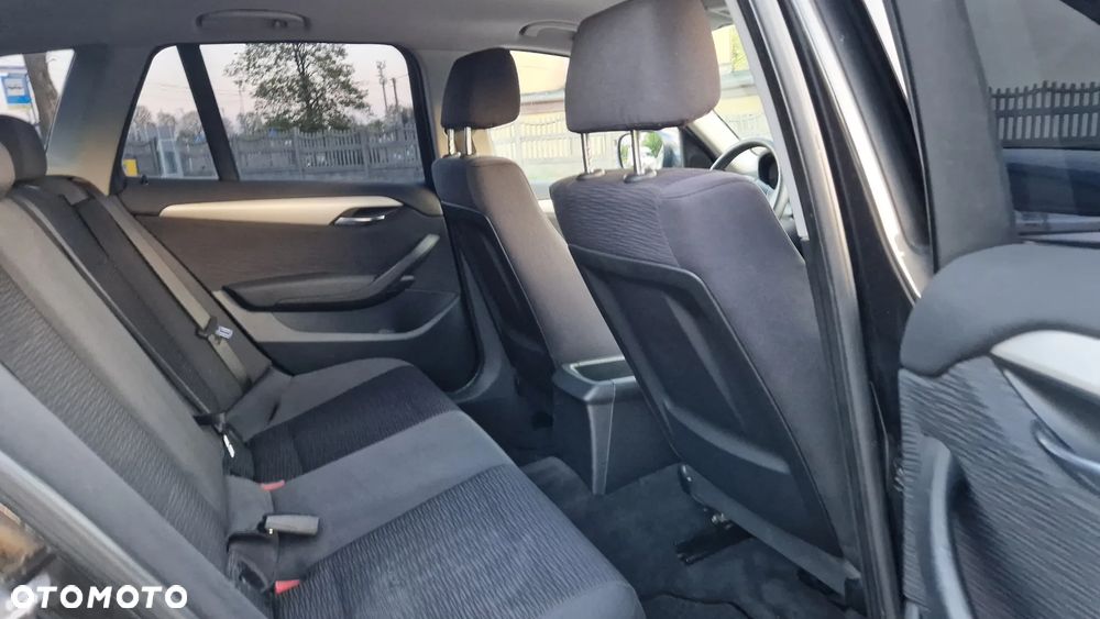BMW X1 xDrive20d - 11