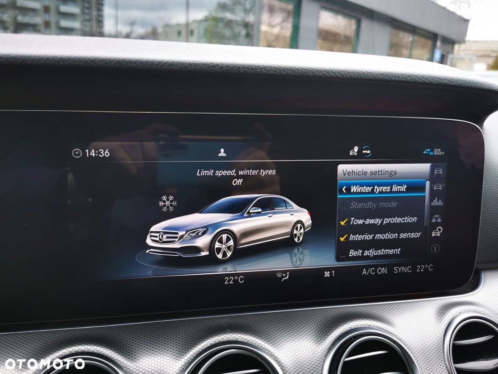 Mercedes-Benz Klasa E 200 d 9G-TRONIC - 12