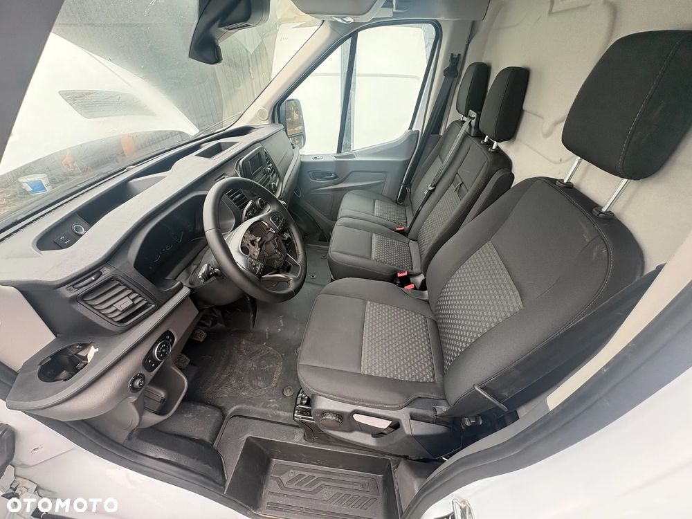 Wnętrze kabiny części fotele deska TRANSIT MK8 LIFT 2019- ORYGINAŁ NOWY - 1