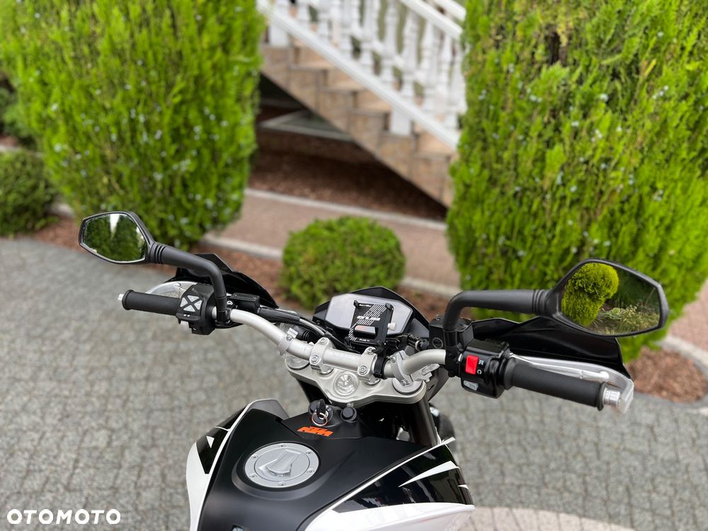 KTM Duke - 17