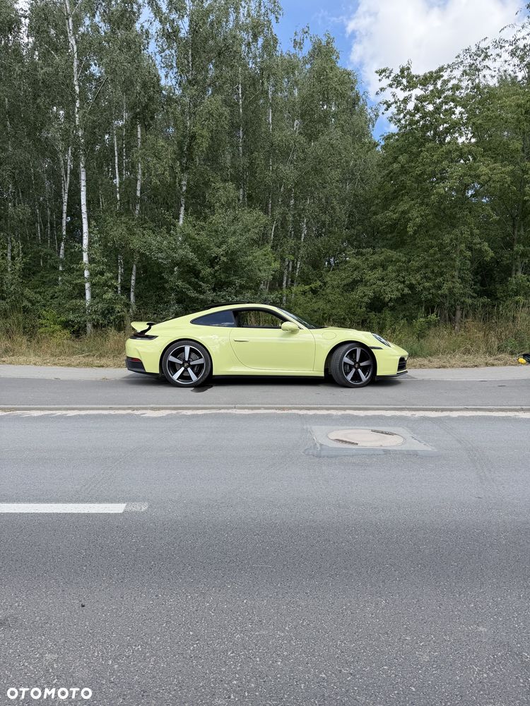 Porsche 911 Carrera PDK - 2