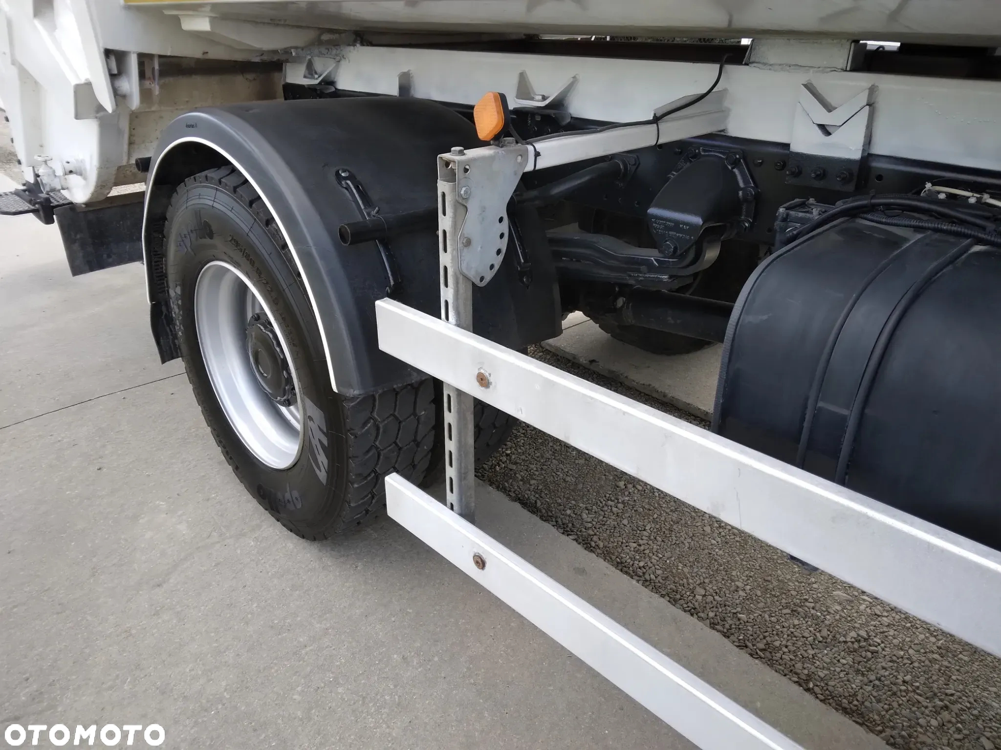MAN TGM 18.250 4x4 Smieciarka resor - 10