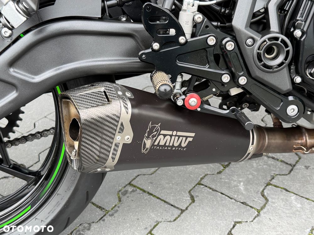 Kawasaki Ninja - 14