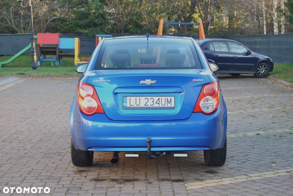 Chevrolet Aveo 1.2 LT - 17
