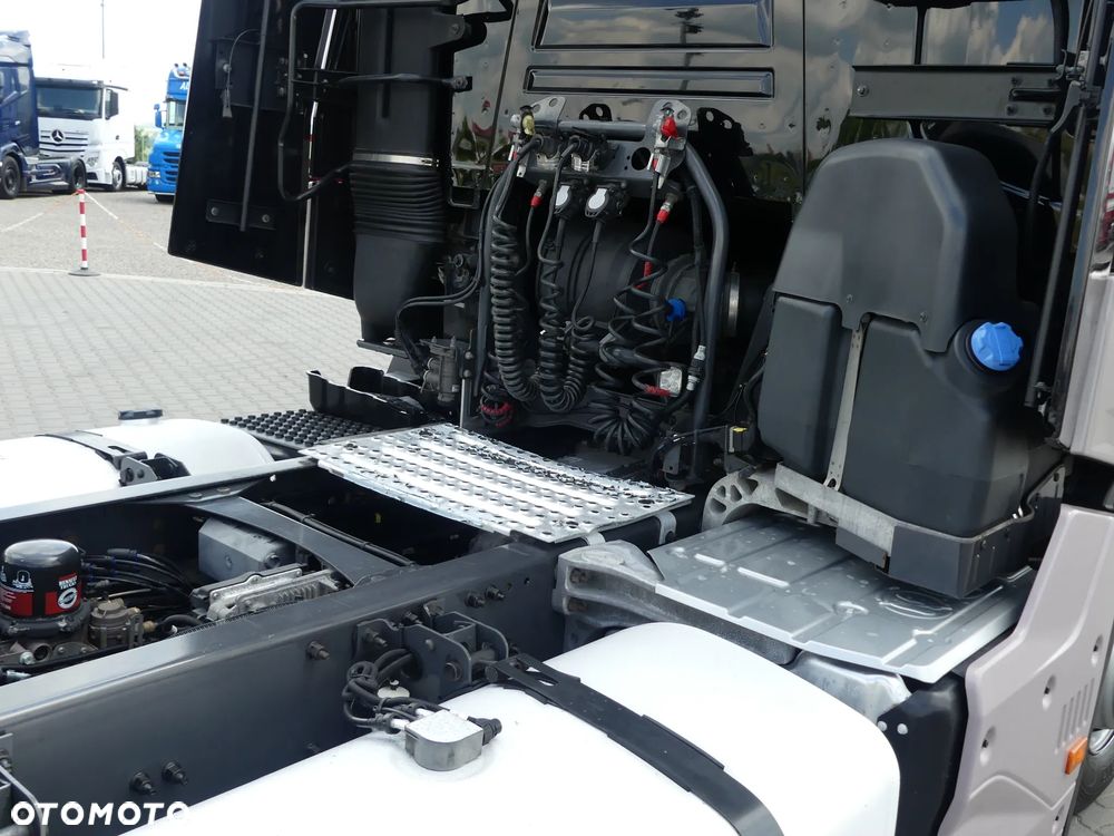 Renault T440 13L / EURO 6 / LOW DECK / KLIMA POSTOJOWA / - 23