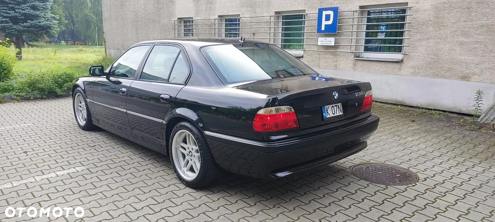 BMW Seria 7 - 8