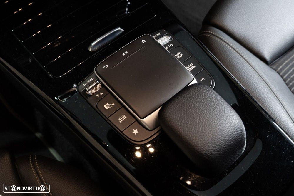 Mercedes-Benz CLA 200 d Shooting Brake Progressive Aut. - 28