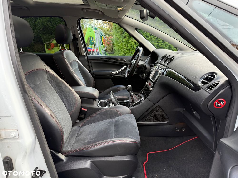 Ford S-Max 2.2 TDCi Titanium - 9