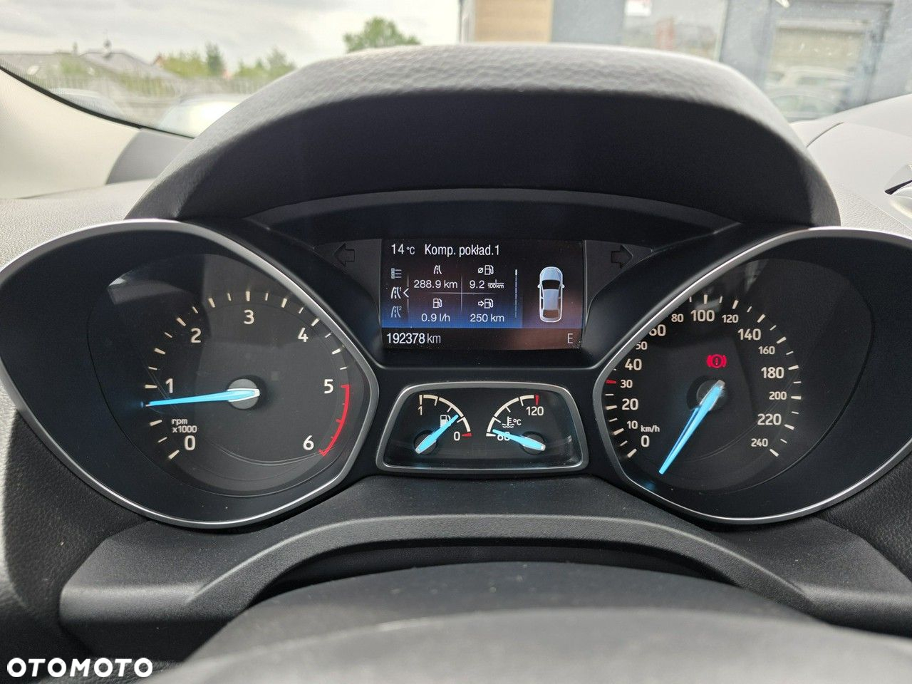 Ford Kuga 2.0 TDCi 2x4 Titanium - 33